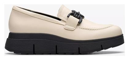 Δερμάτινα Γυναικεία Loafers σε Μπεζ Χρώμα Clarks από το Modivo