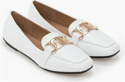 Loafers με μεταλλικό διακοσμητικό και εύκαμπτη σόλα - Λευκό από το Issue Fashion