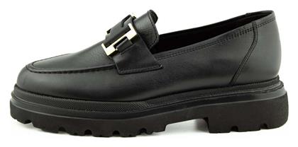 Ragazza από το Tsakiris Mallas